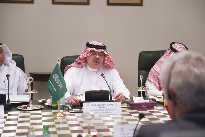 الدكتور عادل مرداد وكيل وزارة الخارجية للشؤون السياسية والاقتصادية