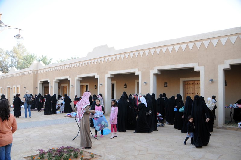 مهرجانات موسم إجازة منتصف العام الدراسي بالمملكة